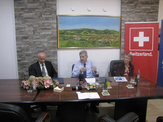 potpisivanje ugovora 3