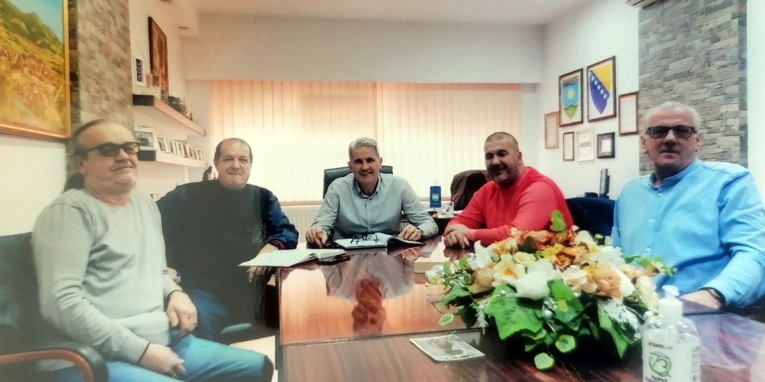 IMG-8ca9b23aab0a90ac9aa0296ccb2fd3fe-V