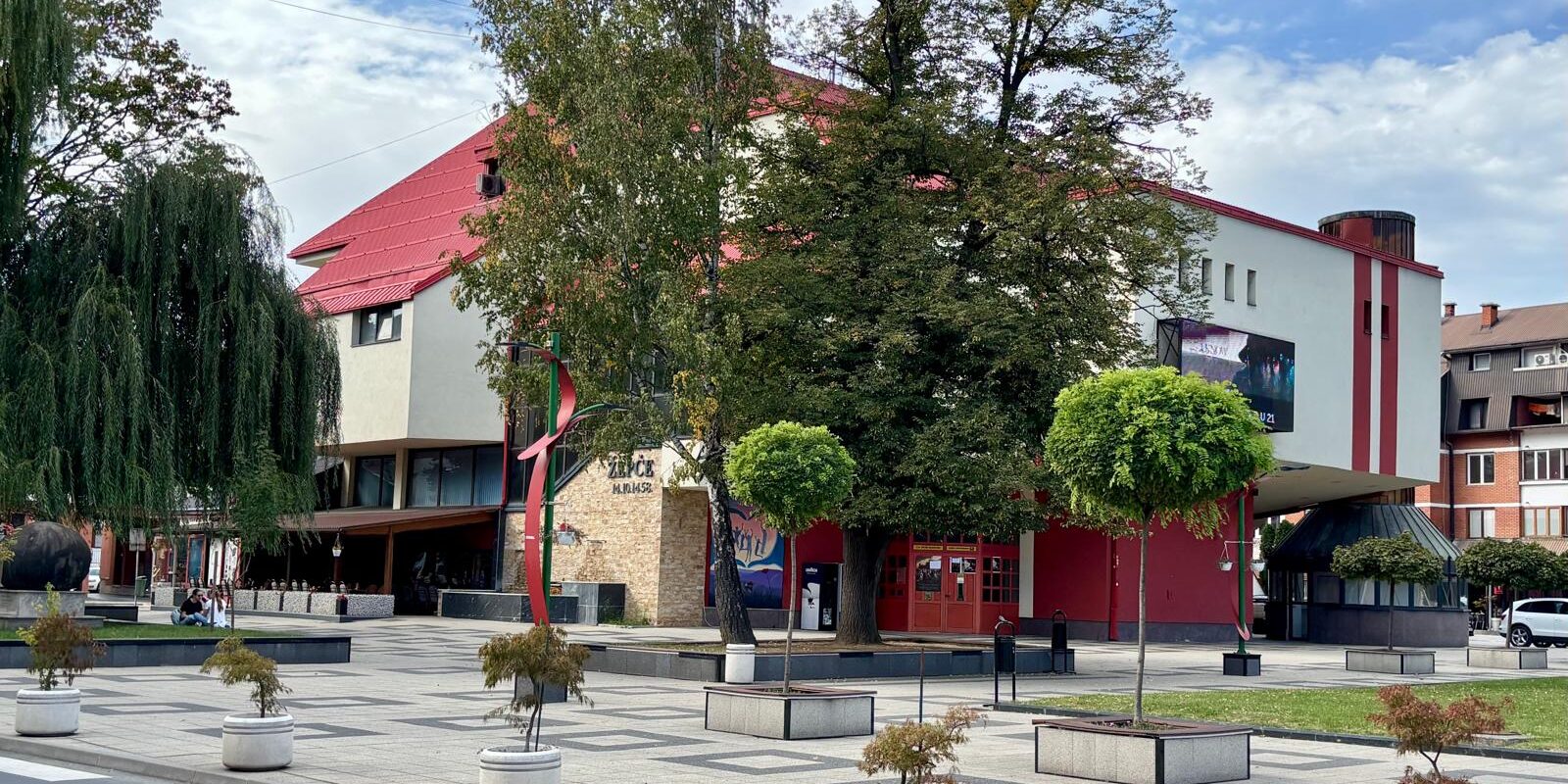 WhatsApp Image 2025-09-23 at 15.03.43